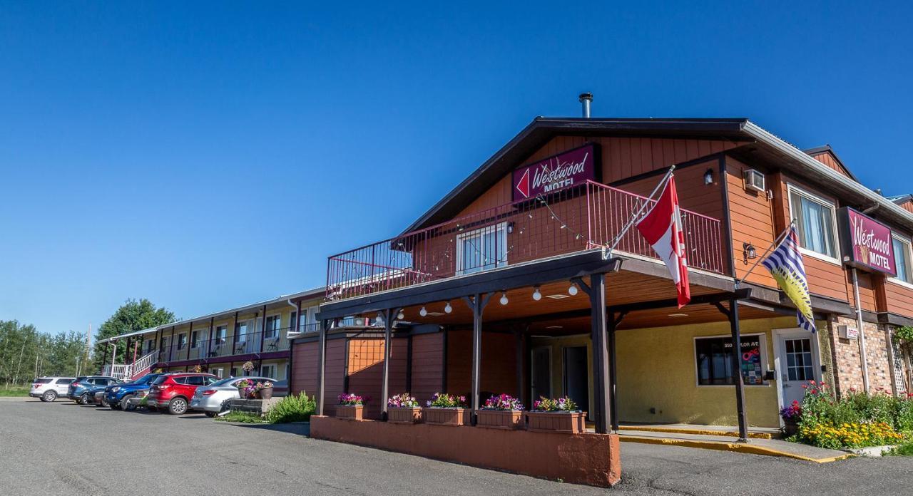 Westwood Motel 100 Mile House Exterior photo