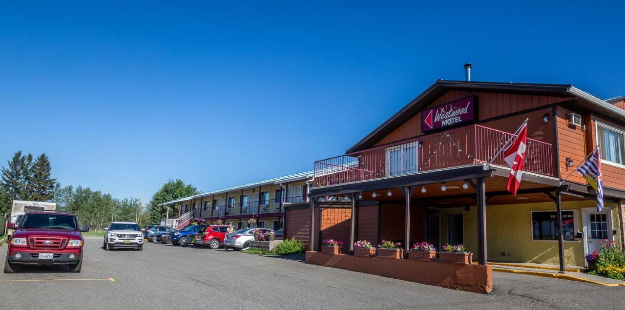 Westwood Motel 100 Mile House Exterior photo